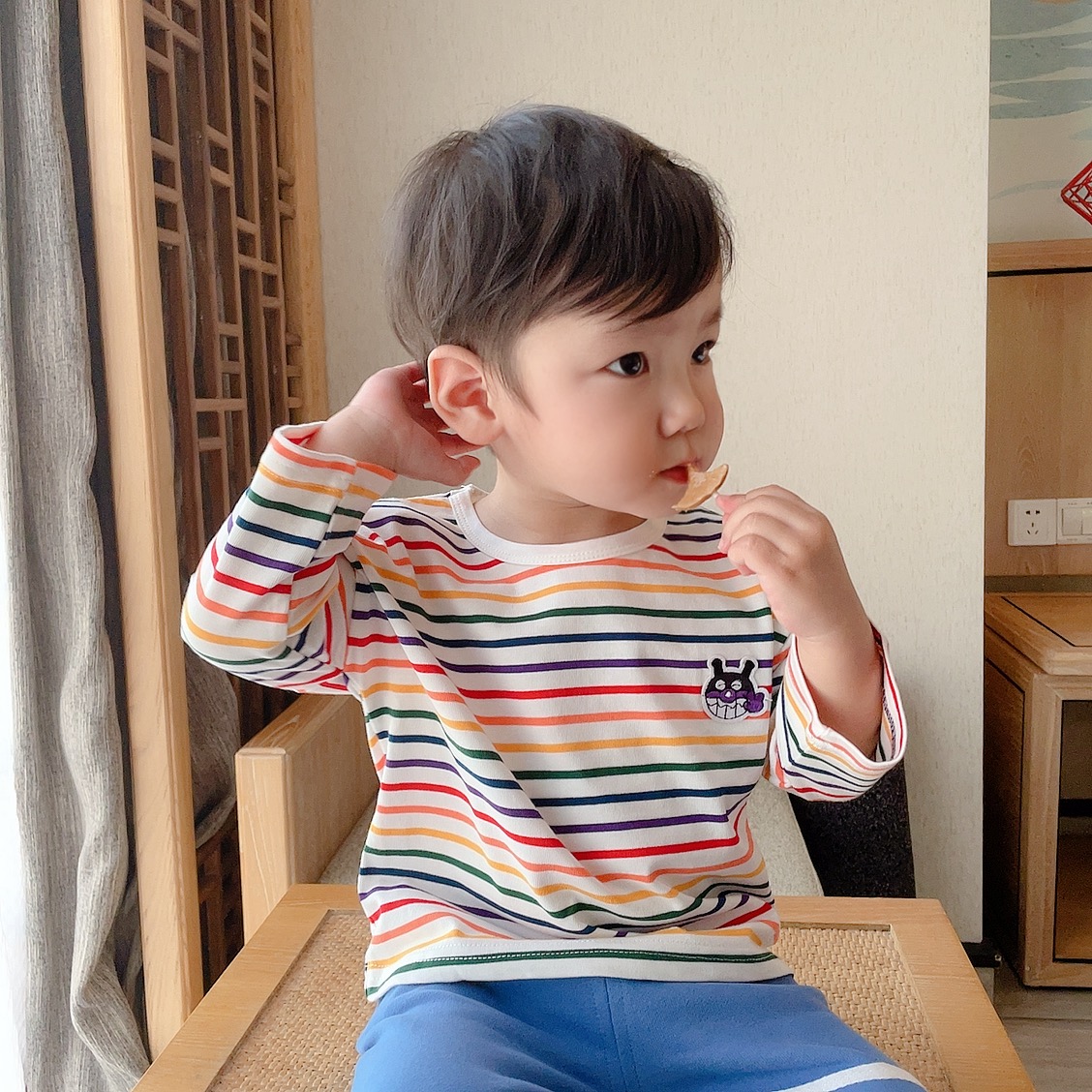 婴幼儿纯棉彩虹条纹打底T恤ins男宝宝春款长袖女小童宽松休闲上衣