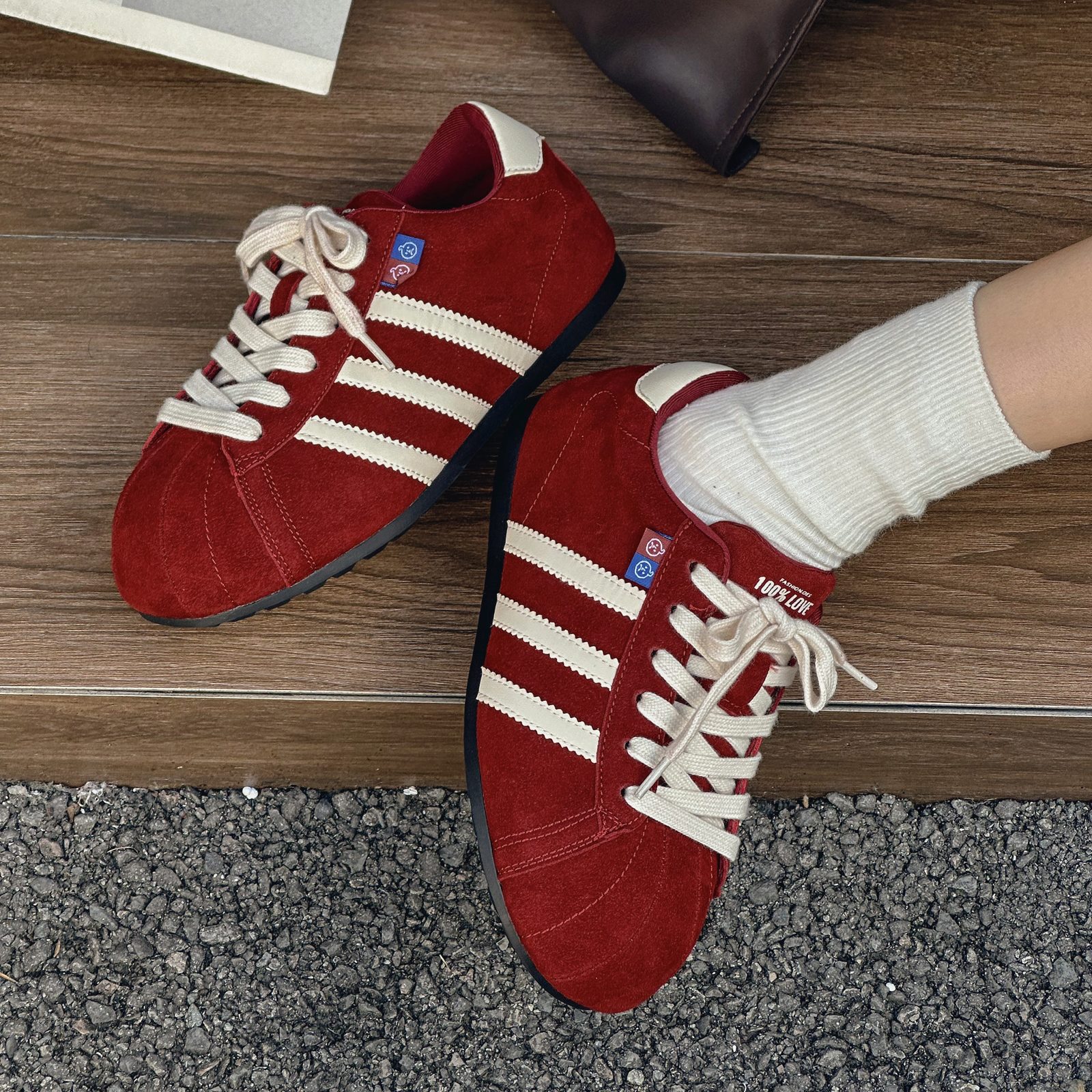 实体同款！2026新款复古德训鞋女红色牛反绒拼色系带休闲运动鞋