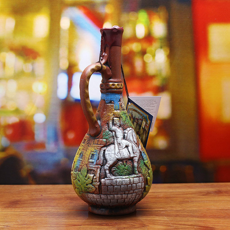 格鲁吉亚彩陶红酒原瓶进口