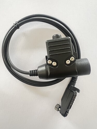 PDC680/X1P/z1p/HP780/HP680对讲机U94 PTT转接战术耳机7.1传导