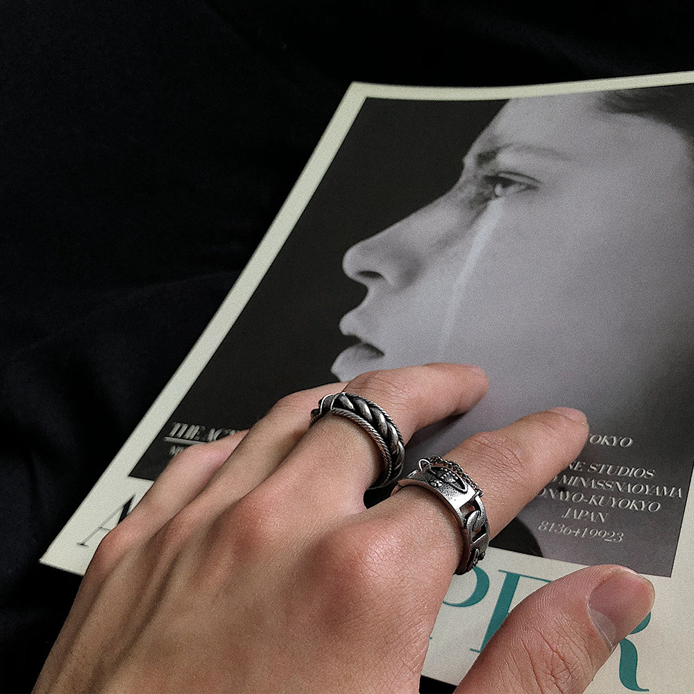 SAZ EUROPE AND THE UNITED STATES RETRO TREND DESIGN PORT WIND SATURN CHAIN OLD OPEN RING JAPAN AND SOUTH KOREA PUNK INDEX FINGER RING MEN AND WOMEN