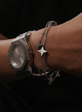 金属感磁吸扣蛇骨链流苏星星手链