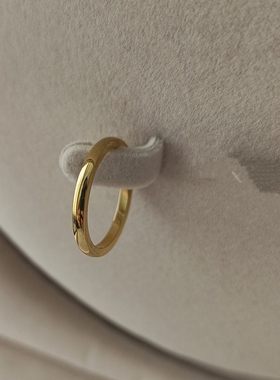 高级感简约小众3mm素圈K金保色圆弧不锈钢戒指气质流行情侣指环