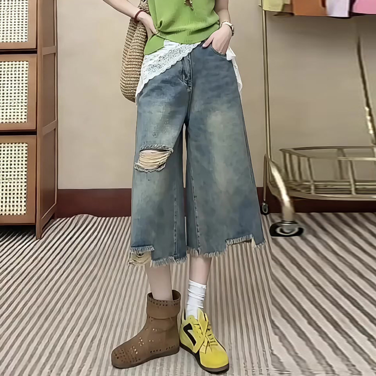 街头松弛感牛仔风破洞阔腿裤女夏季薄款宽松显瘦修身毛边七分裤子