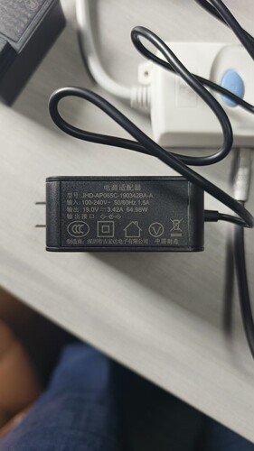 吉宏达 JHD-AP065C-190342BA-A笔记本充电器19V3420MA 3.5小口