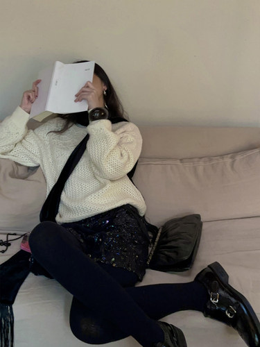 ABow老钱风羊绒蕾丝挑洞钩花毛衣