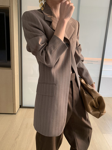 Abow暗纹前后开衩特别限量款西装