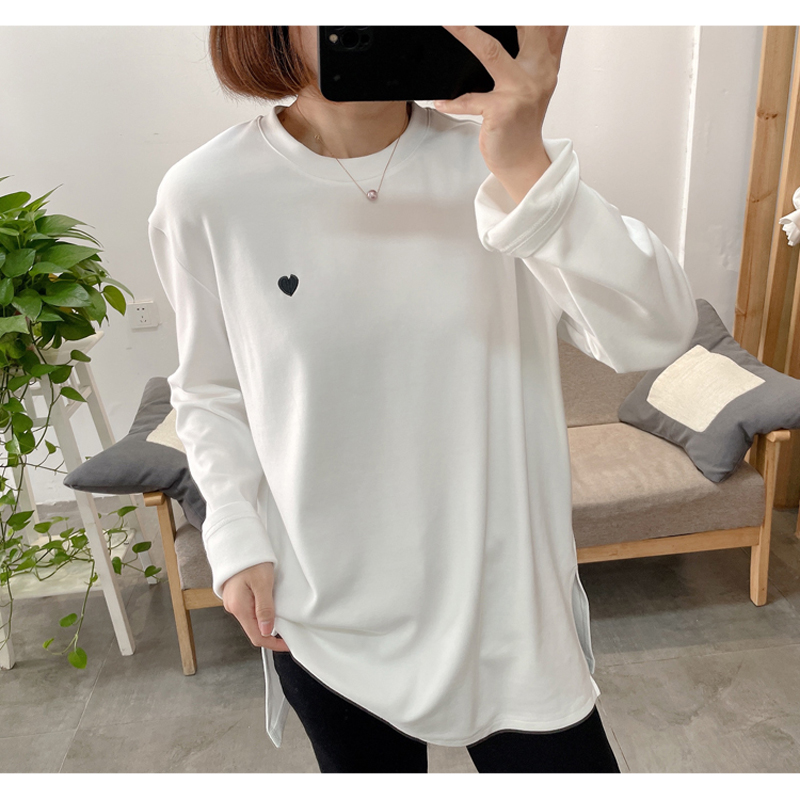 爱心刺绣长袖T恤女打底衫上衣
