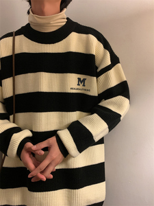 M853-P55条纹毛衣男秋冬宽松圆领针织衫港风潮牌情侣款保暖线衣图片