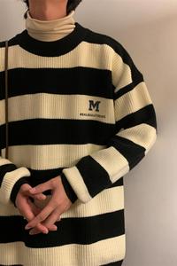M853-P55条纹毛衣男秋冬宽松圆领针织衫港风潮牌情侣款保暖线衣图片