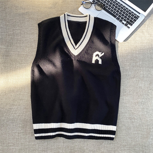 M092-P48针织背心男秋冬字母V领毛衣男马甲冬季ins宽松日系慵懒,男装背心/马甲,电商D310（原电商305）