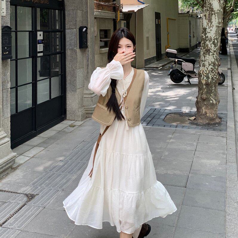 新款法式气质长袖大摆型a字白色连衣裙马甲度假长裙套装女