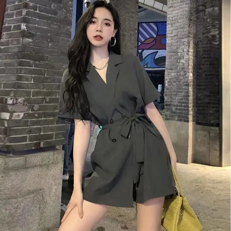 2023夏季高级感时尚西装套装女小香风西装连体裤洋气小个子短裤女