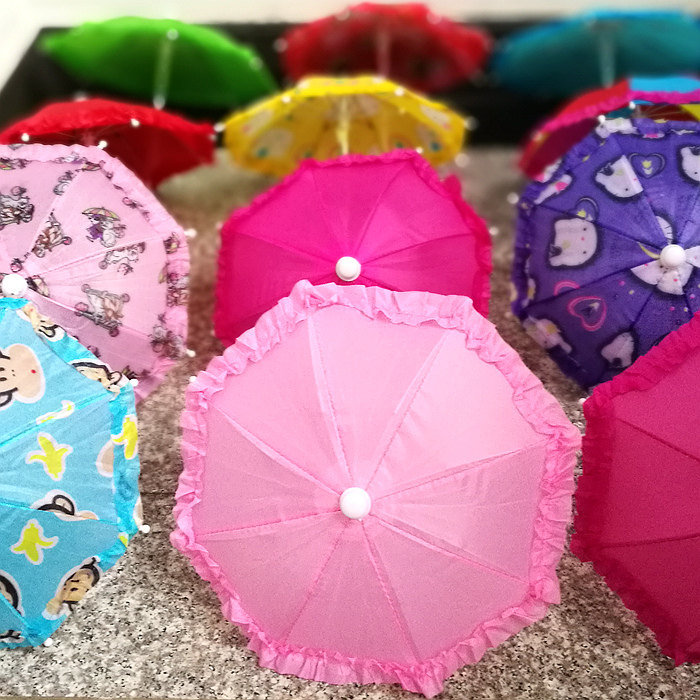 女孩玩具换装娃娃配件装饰过家家公主心怡彩色迷你雨伞直径26厘米