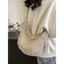 法国CavienKIon饺子包女单肩包韩版通勤旅游上课背包托特包斜挎包