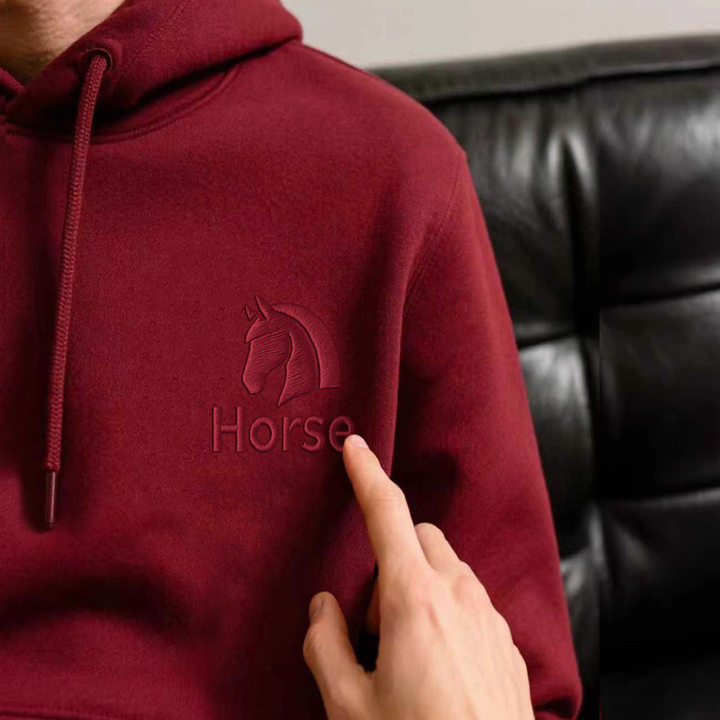 仓树一石潮牌刺绣连帽卫衣男士秋冬2026马年本命年酒红色衣服纯棉