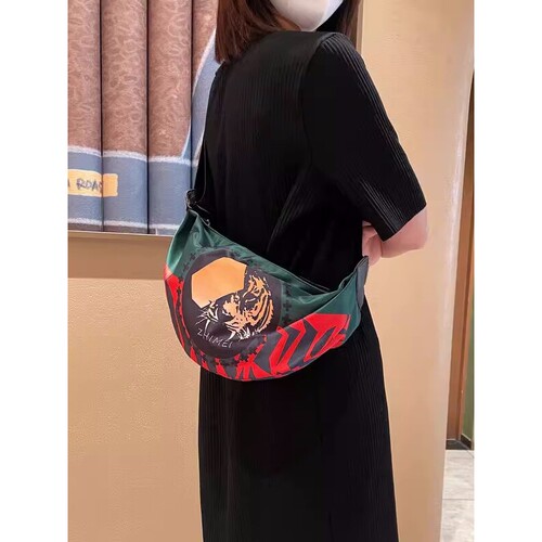 法国MlcanI Kans单肩饺子包女包包2026新款月牙包腰包休闲斜挎包