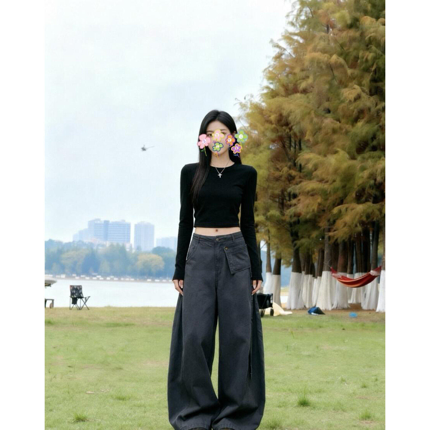 韩式高级感穿搭长袖T恤女秋季高级感轻奢显瘦露脐短款正肩上衣服