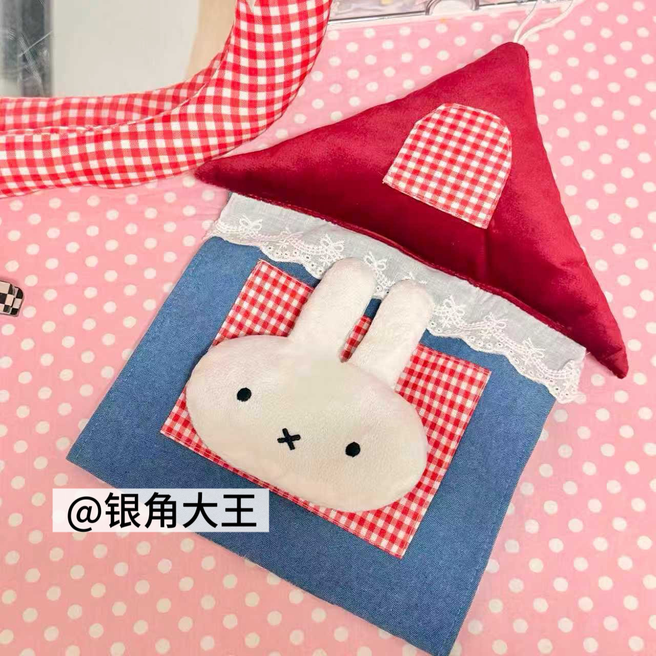 可爱兔兔房子红格子纸巾收纳壁挂式装饰卡通卧室床头宿舍纸巾袋,家居饰品,装饰纸巾盒,淘宝优惠券,粉丝福利购,淘宝优惠卷