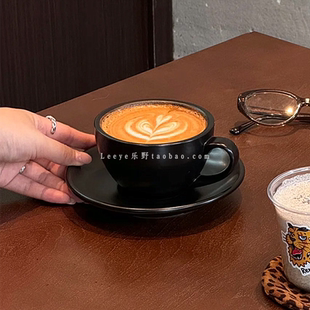 高级感纯色vintage卡布奇诺拉花杯碟套装复古陶瓷哑光黑咖啡杯碟