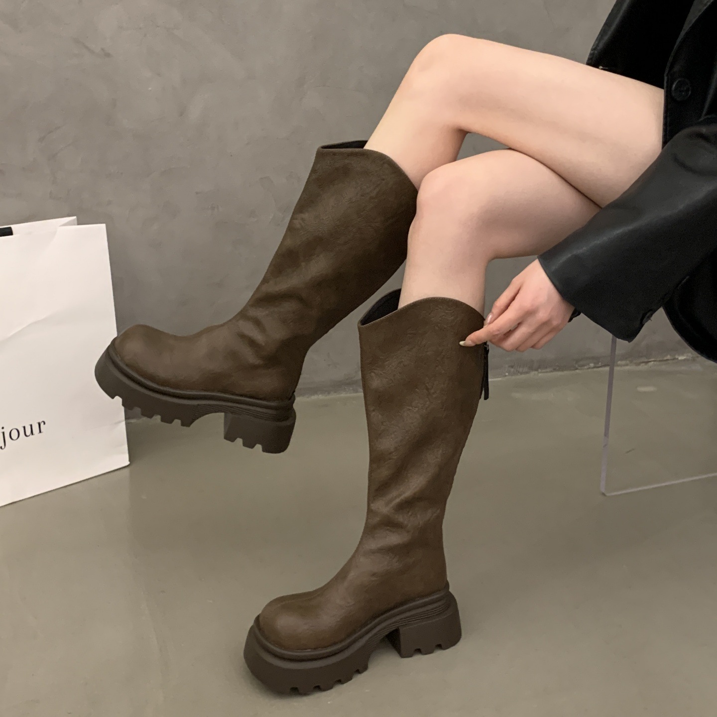 大码女鞋41-43厚底长筒靴女2025秋季新款不过膝高筒骑士靴马丁靴
