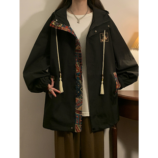 新中式防水冲锋衣外套女春季胖mm大码宽松显瘦学生户外连帽夹克潮