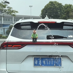 网红汽车摆件喷水车载杰尼龟创意汽车装饰车顶车尾可爱呲水改装