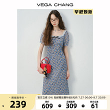 VEGA CHANG蓝白碎花连衣裙女2025新款夏法式方领蝴蝶结泡泡袖长裙