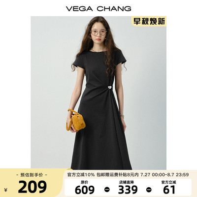 VEGACHANG立体捏褶收腰小黑裙