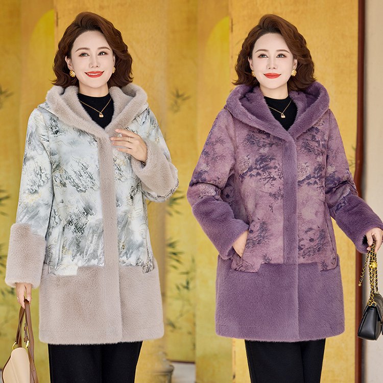 妈妈冬装加绒毛呢外套洋气棉衣中老年女装加厚保暖中长款呢子大衣