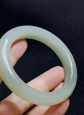 天然和田玉54mm圈口手镯玉镯