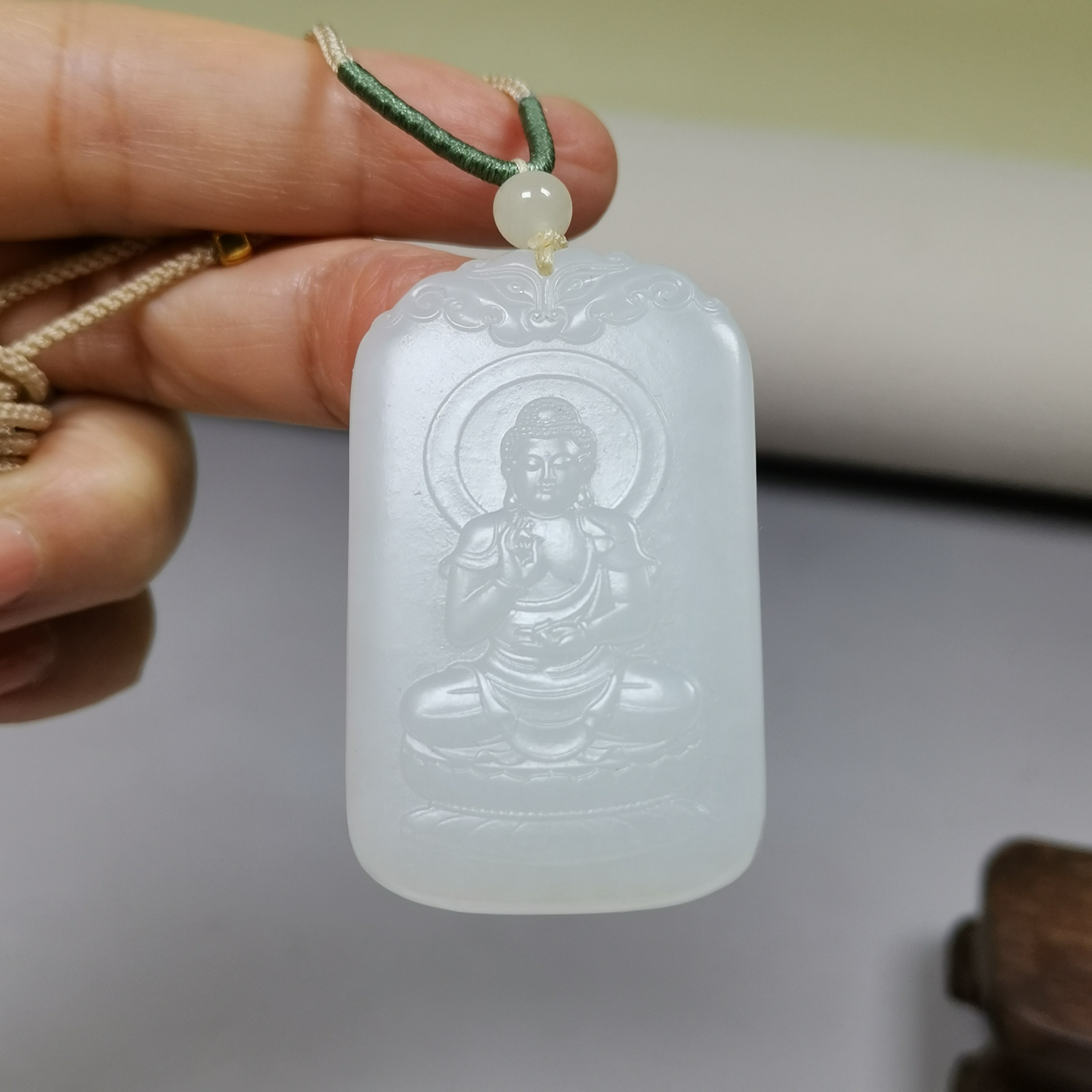 天然和田玉阿弥陀佛守护神吊坠