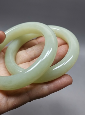 天然和田玉手镯56mm圈口玉镯