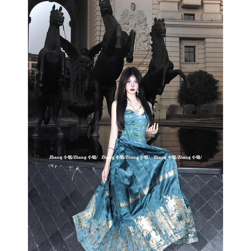 新中式国风蓝色汉服马面裙套装女夏季新款长款高腰百褶半身裙抹胸