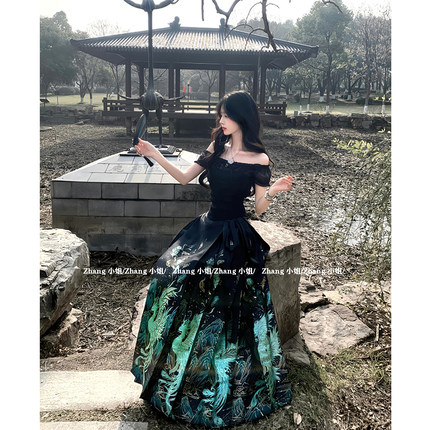 新中式国风蛇年黑色汉服马面裙女春秋修身显瘦高腰半身裙上衣套装