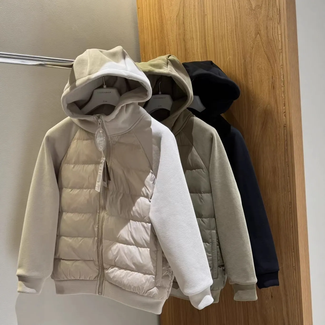 儿童90白鸭绒连帽拼接长袖羽绒服