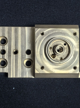 三菱慢走丝机下眼模座M607