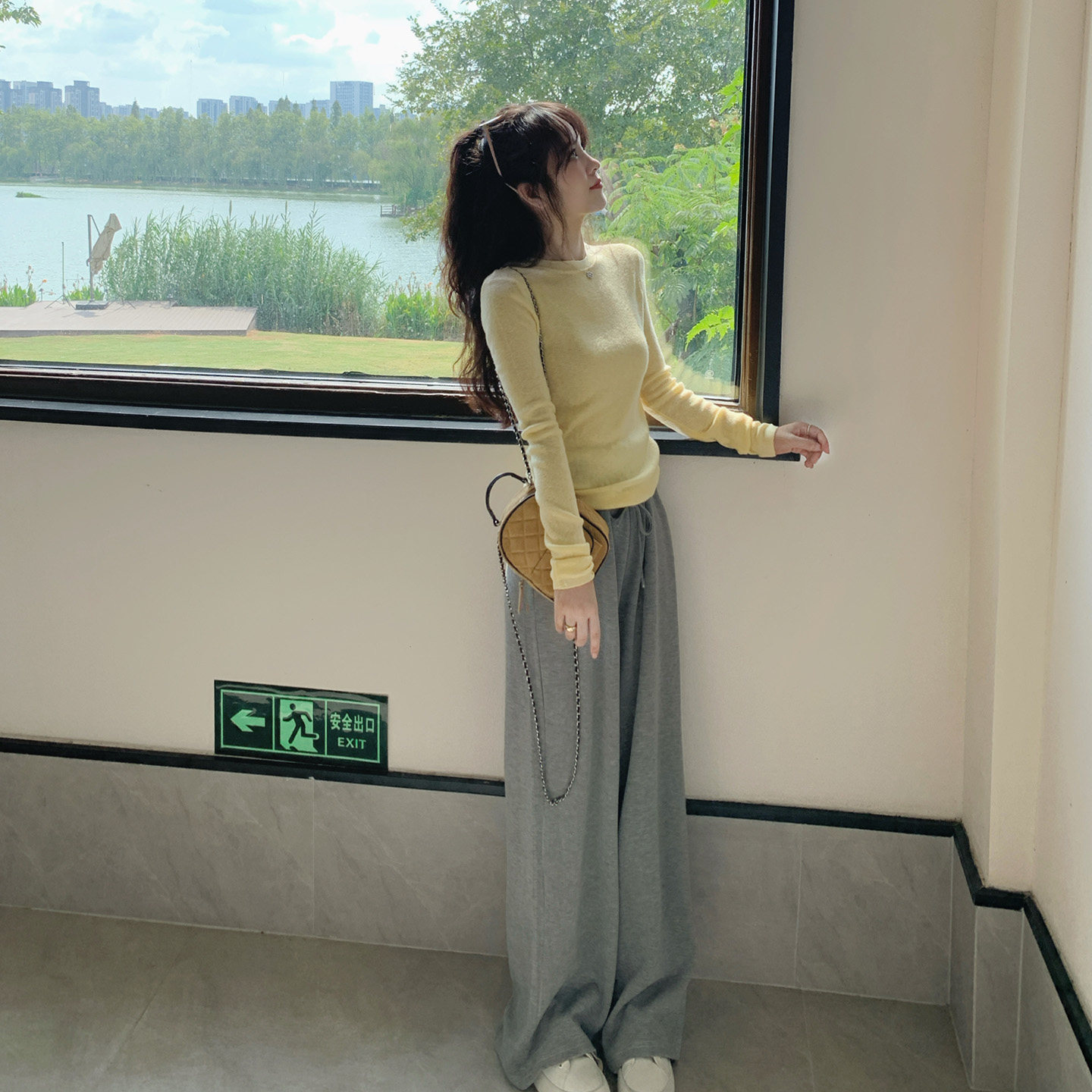 K小姐浅灰阔腿拖地显瘦长裤