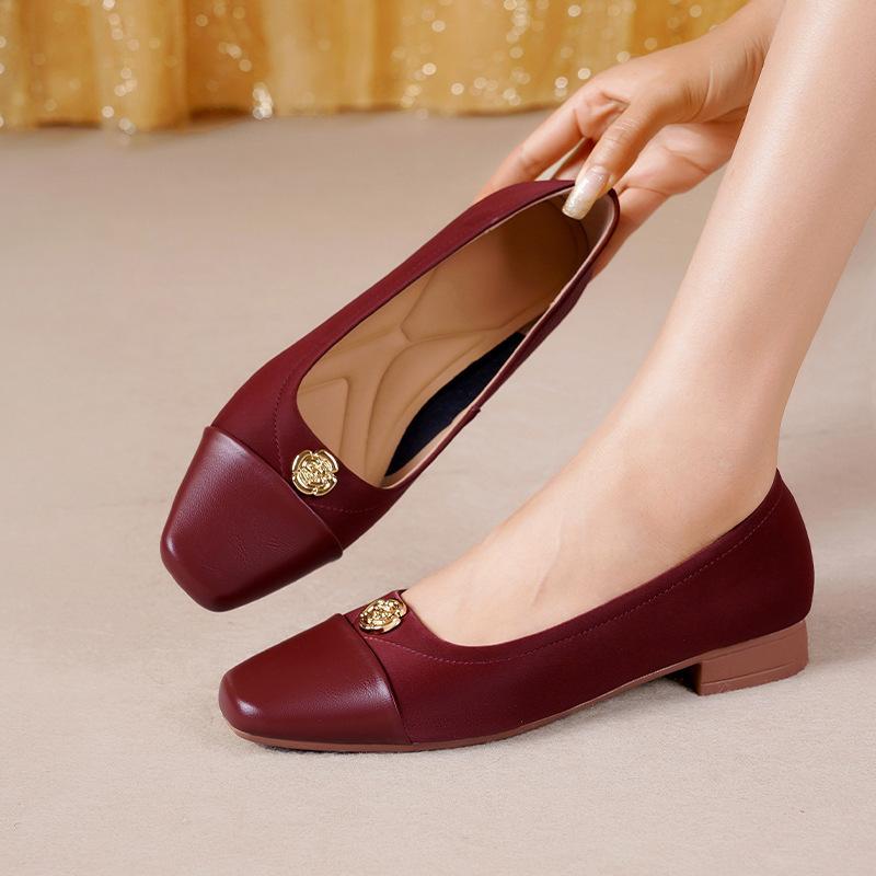 婚宴喜婆婆鞋喜庆酒红浅口方头舒适粗跟低跟牛皮单鞋女婚礼妈妈鞋
