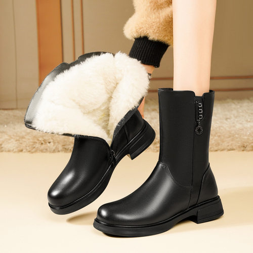 真牛皮秋冬季羊毛女士中筒靴平底中矮跟防滑皮靴马靴保暖棉靴子女