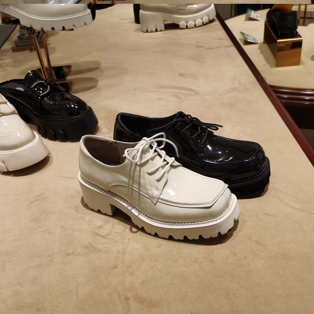 vme/舞魅2021秋季新款系带牛皮女鞋厚底单鞋子女vs21c1702