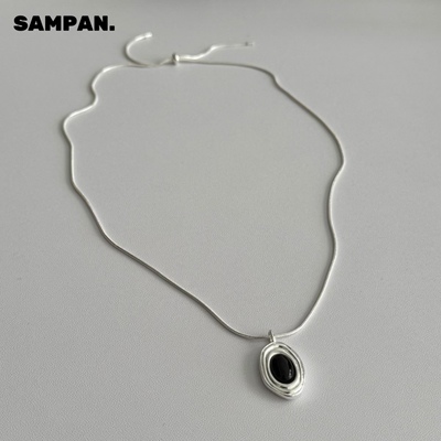 SAMPAN小众设计感椭圆黑玛瑙白贝蛇骨项链女设计感轻奢吊坠锁骨链