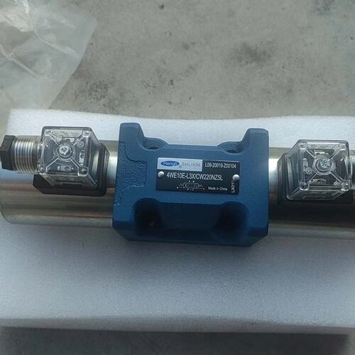 议价上海立新电磁换向阀4WE10E-L3X/CW220NZ5L4WE10EL3XCW220NZ5L