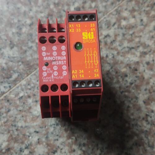 议价STI安全继电器SR05ASR04ASR06A