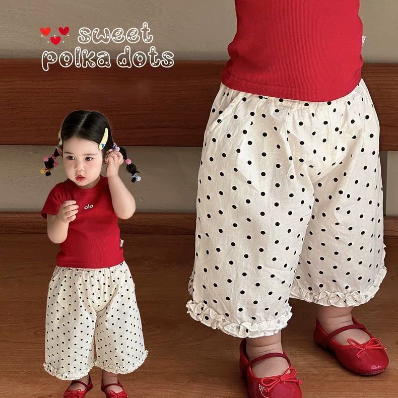 女宝宝波点复古风花边裤子