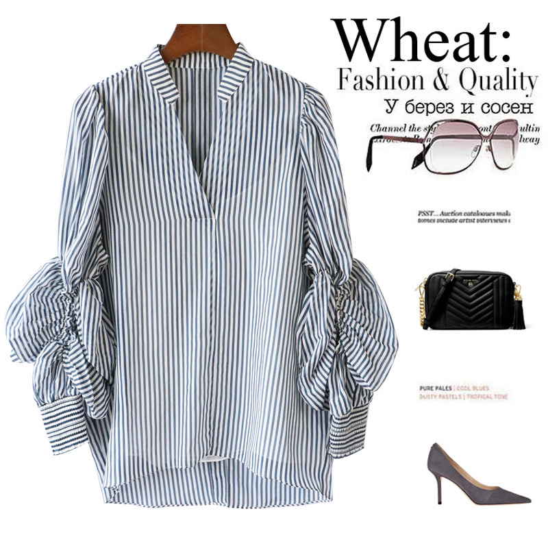 2021年流行的上衣法式温柔风皱褶泡泡袖两件套气质条纹衬衫衬衣女