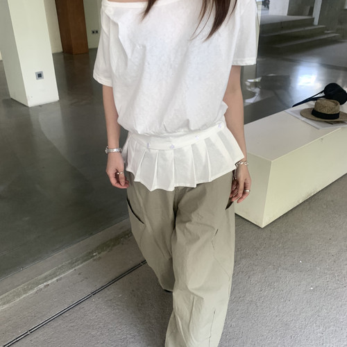 Hand made-系斜肩设计感下摆小衫(配下摆可拆卸)(不含项链)RM9098