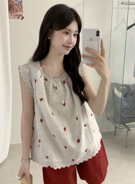 SUSAN-美蕾丝拼接草莓刺绣飞飞袖背心（含20棉料）(不配项链)5722