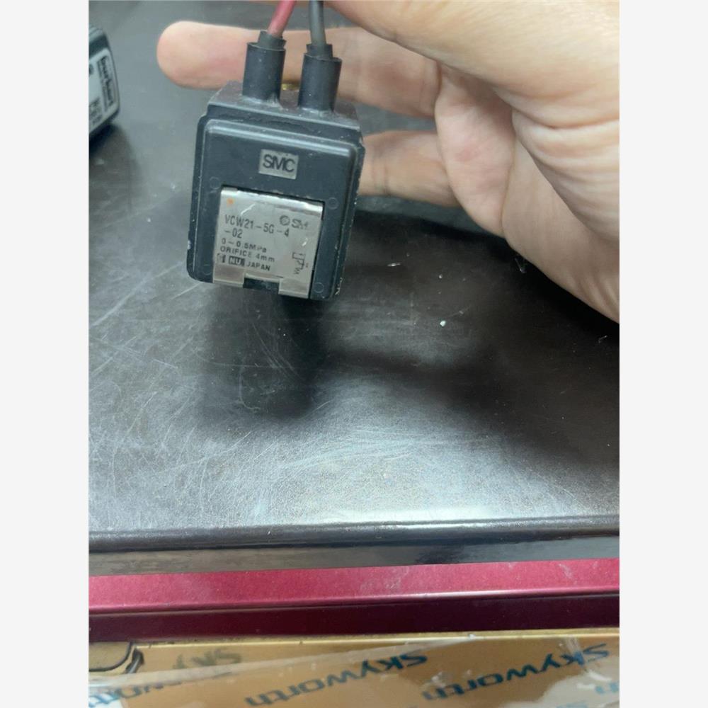 议价SMC电磁阀VCW21-5G-4，AC240V使用正常，