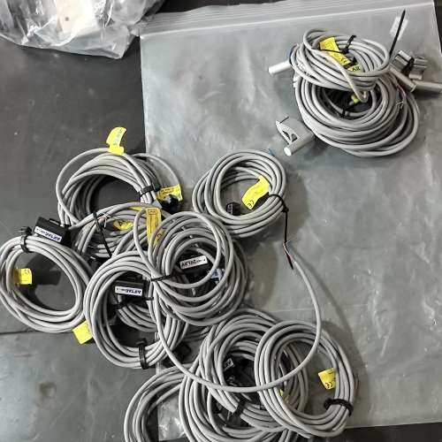 议价亚德克磁性传感器CS1A020 四个